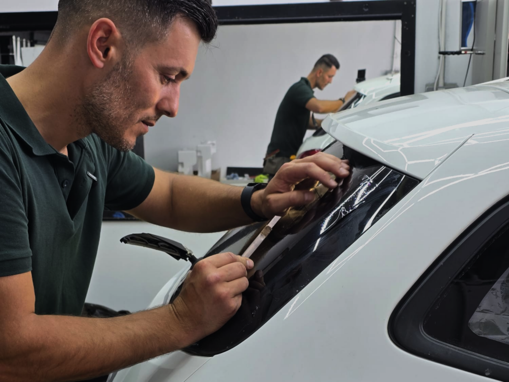 dnautomotive-window-tinting_5